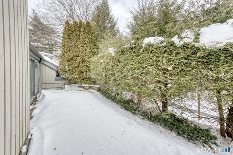 Tiny photo for 170 Heritage Village #B, Southbury, CT 06488 (MLS # 24152831)