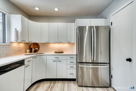 Tiny photo for 170 Heritage Village #B, Southbury, CT 06488 (MLS # 24152831)