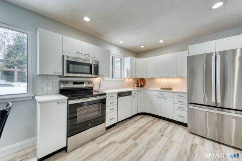 Tiny photo for 170 Heritage Village #B, Southbury, CT 06488 (MLS # 24152831)