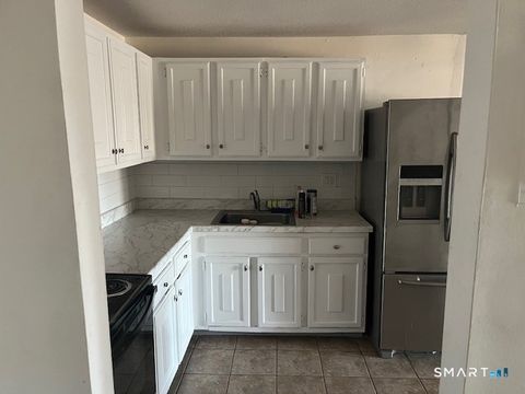 Tiny photo for 155 Bull Hill Lane #APT 308, West Haven, CT 06516 (MLS # 24157690)