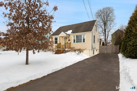 Photo of 855 Riverside Drive, Fairfield, CT 06824 (MLS # 24139999)