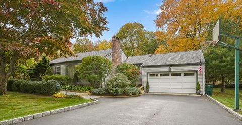 Photo of 39 Sunset Road, Easton, CT 06612 (MLS # 24135208)