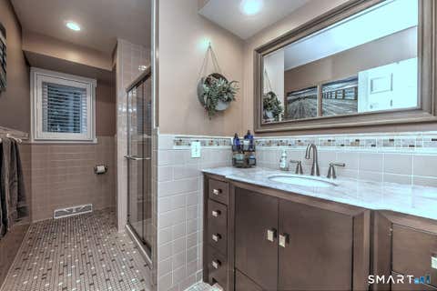 Tiny photo for 138 Bison Lane #B, Stratford, CT 06614 (MLS # 24201494)