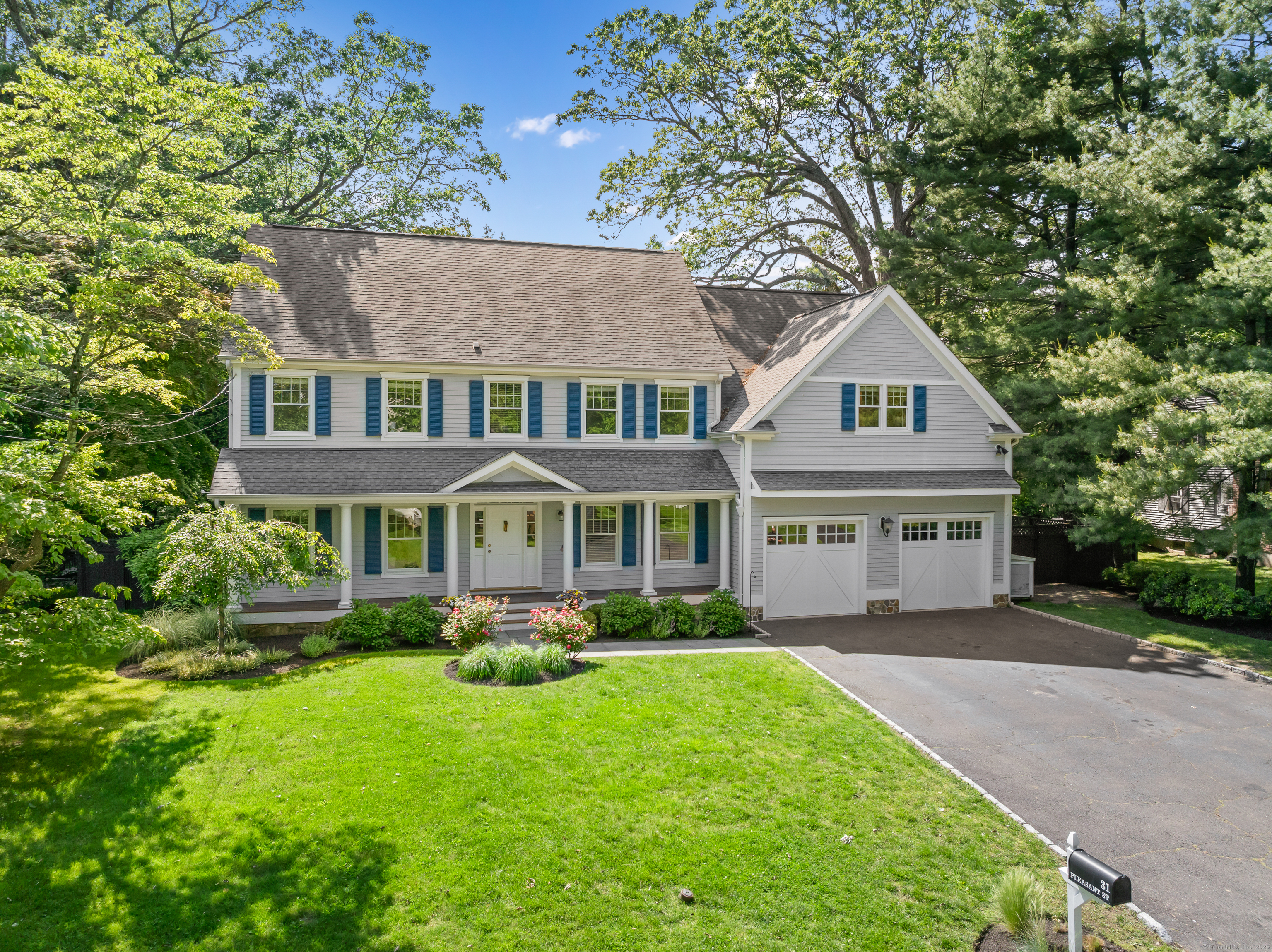 Property for Sale at Pleasant Street, Darien, Connecticut - Bedrooms: 4 
Bathrooms: 5 
Rooms: 9  - $2,650,000