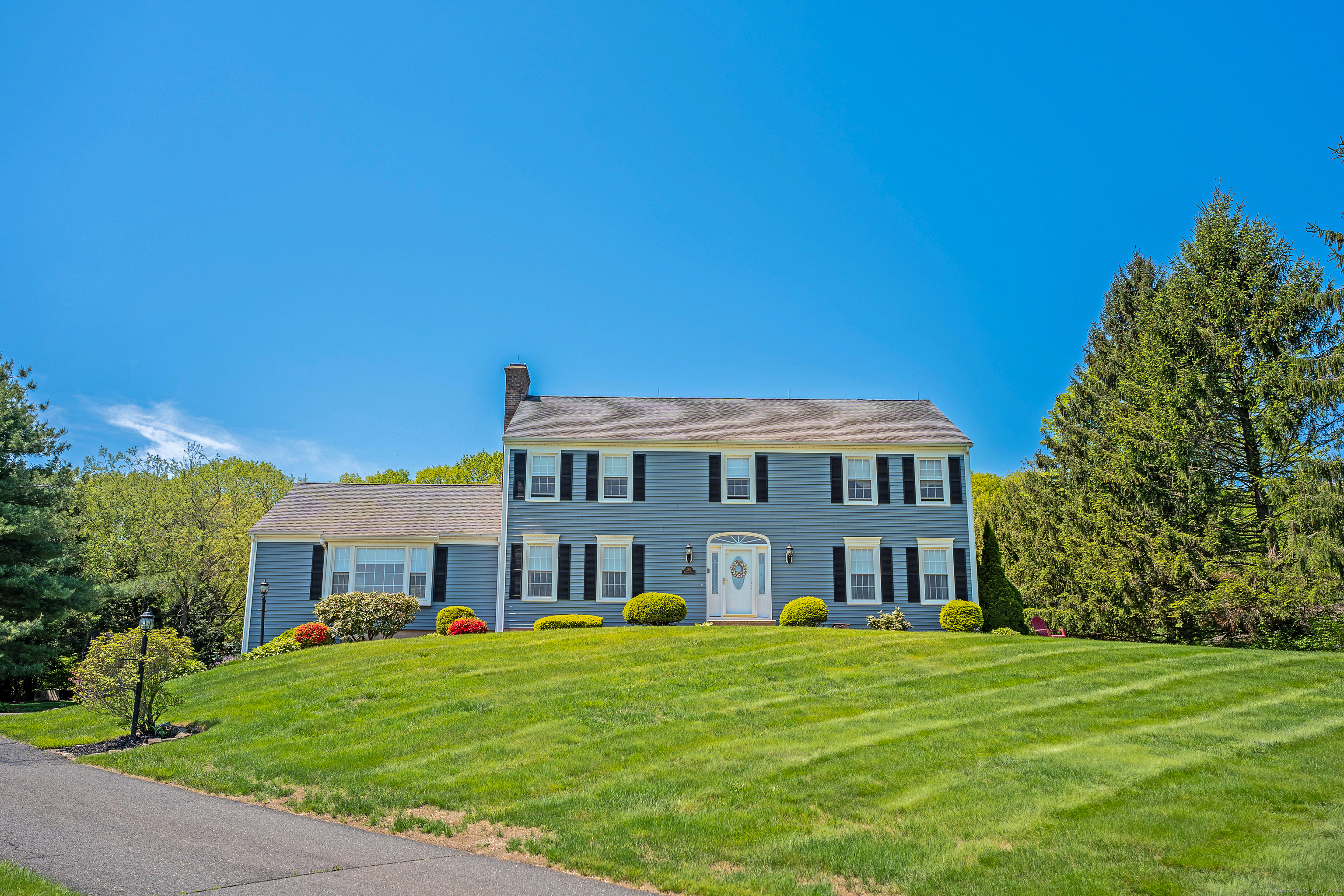 290 Farmdale Road, Watertown, Connecticut image 1