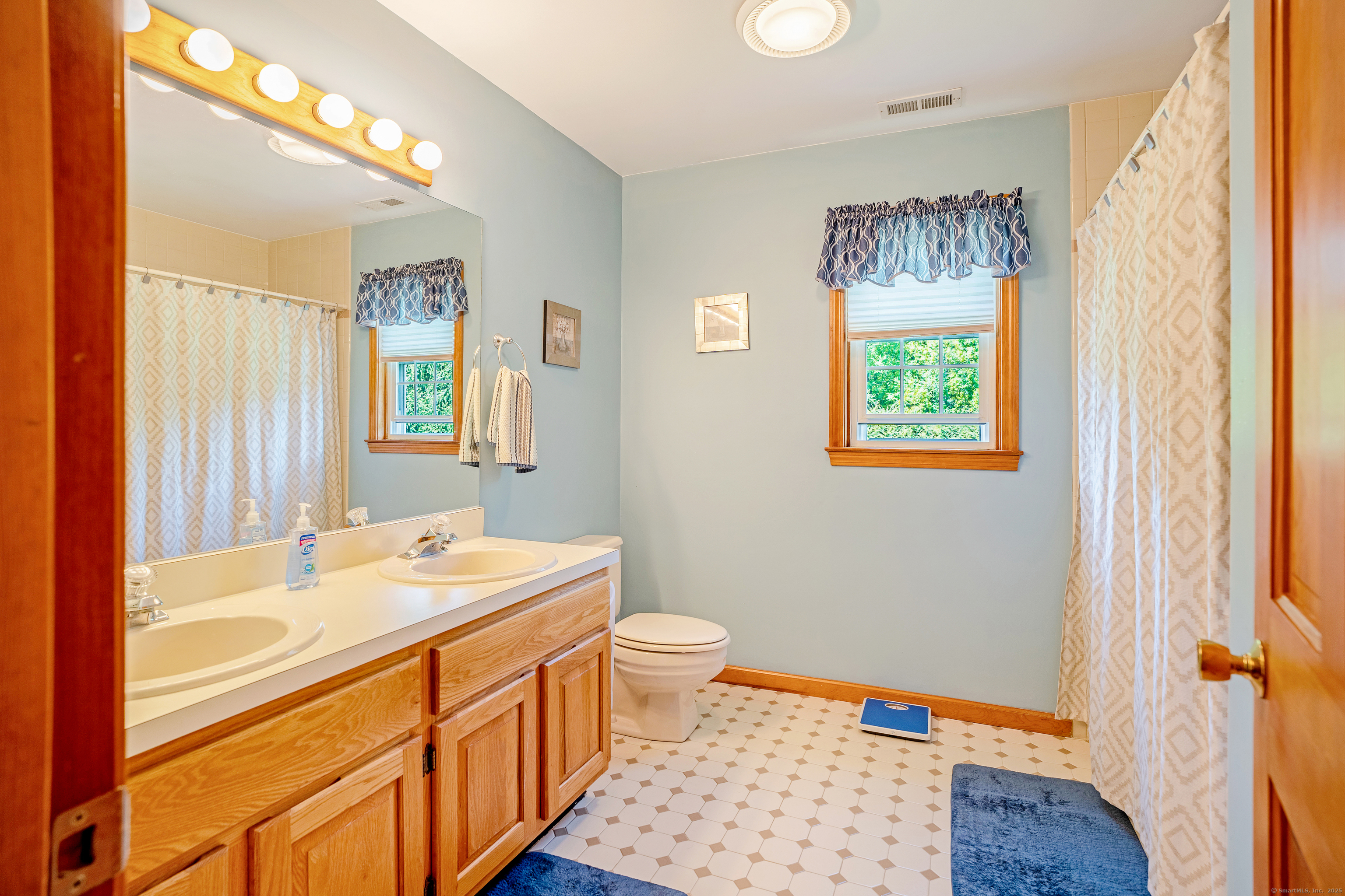 290 Farmdale Road, Watertown, Connecticut image 33