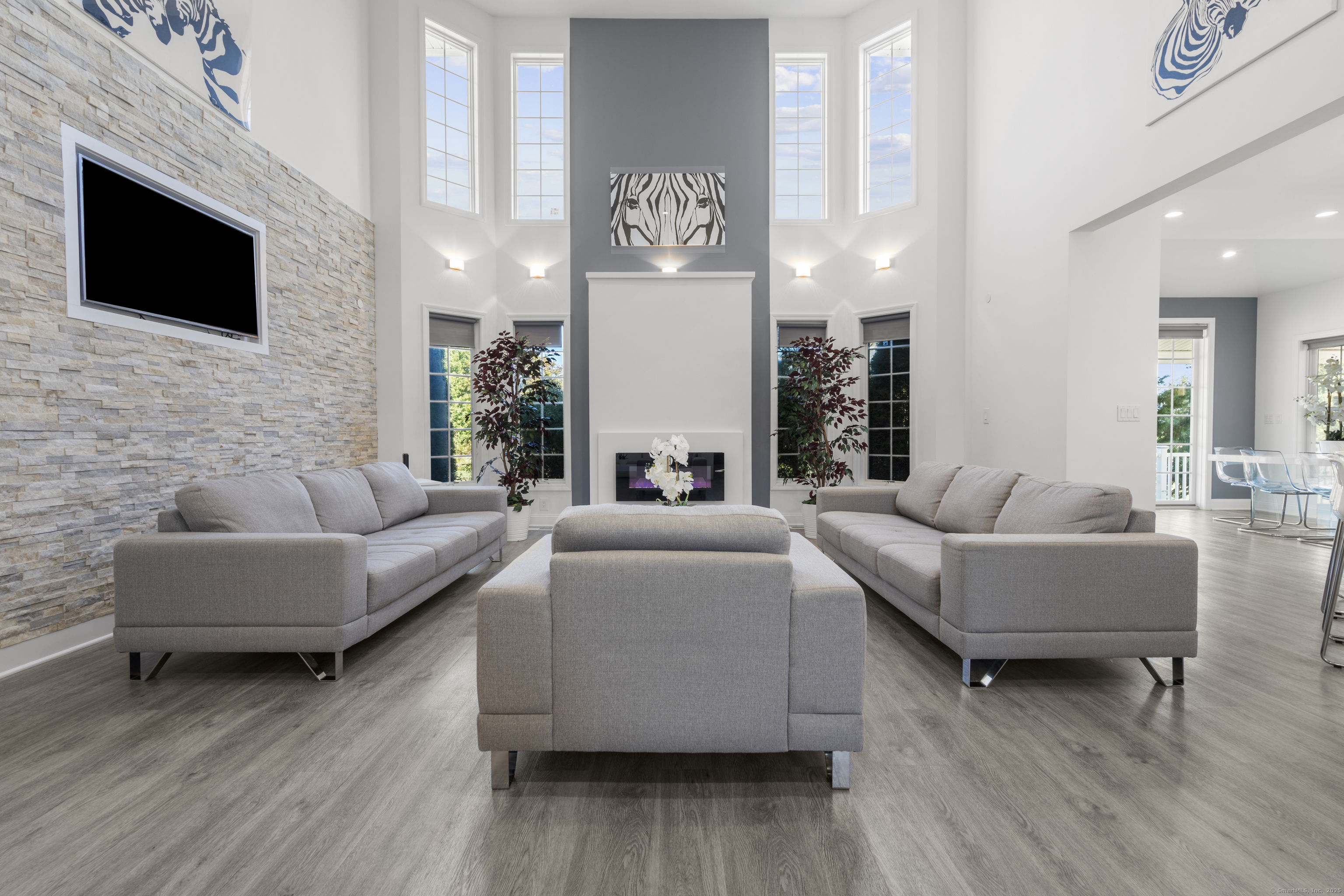 168 Bella Vista Drive