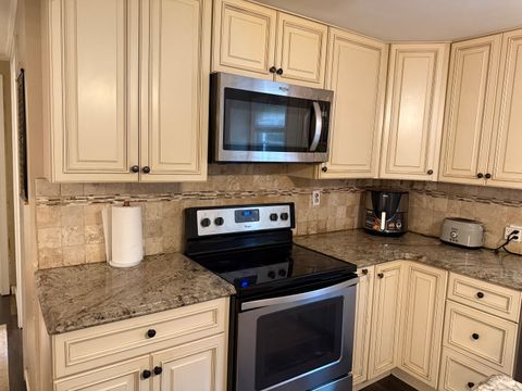 Tiny photo for 580 W Wolcott Avenue, Windsor, CT 06095 (MLS # 24133407)