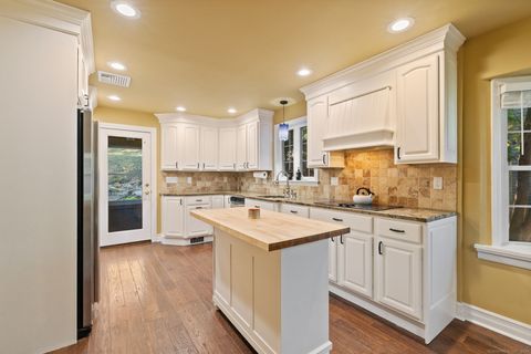 Tiny photo for 172 Oakland Street, Bristol, CT 06010 (MLS # 24132175)
