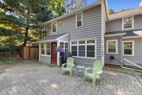 Tiny photo for 172 Oakland Street, Bristol, CT 06010 (MLS # 24132175)