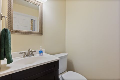 Tiny photo for 172 Oakland Street, Bristol, CT 06010 (MLS # 24132175)