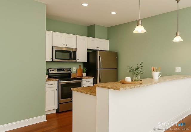 266 Pearl Street 310