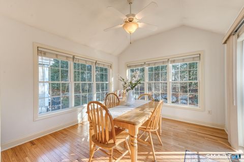 Tiny photo for 18 Compass Court #18, East Lyme, CT 06357 (MLS # 24146156)