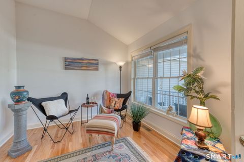 Tiny photo for 18 Compass Court #18, East Lyme, CT 06357 (MLS # 24146156)