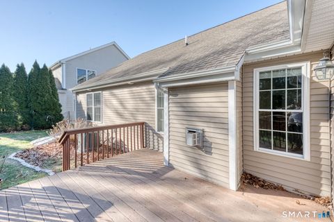 Tiny photo for 18 Compass Court #18, East Lyme, CT 06357 (MLS # 24146156)