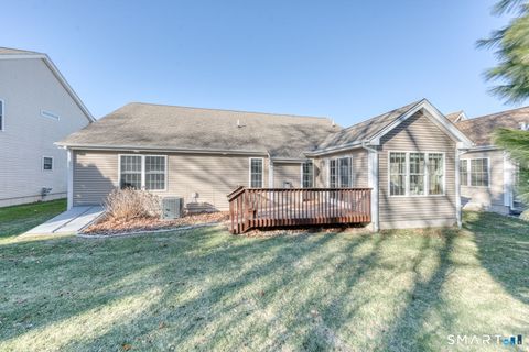 Tiny photo for 18 Compass Court #18, East Lyme, CT 06357 (MLS # 24146156)