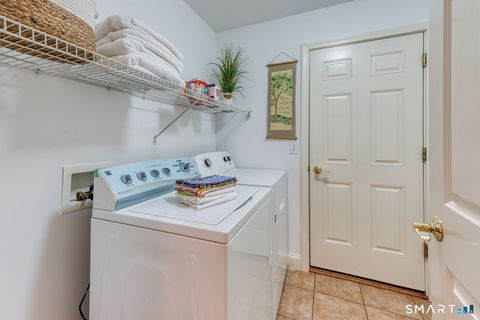 Tiny photo for 18 Compass Court #18, East Lyme, CT 06357 (MLS # 24146156)