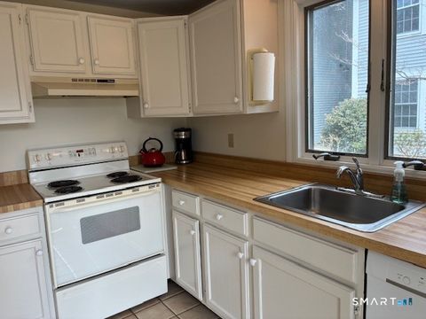 Tiny photo for 7 River Colony Unit 7, Guilford, CT 06437 (MLS # 24163871)