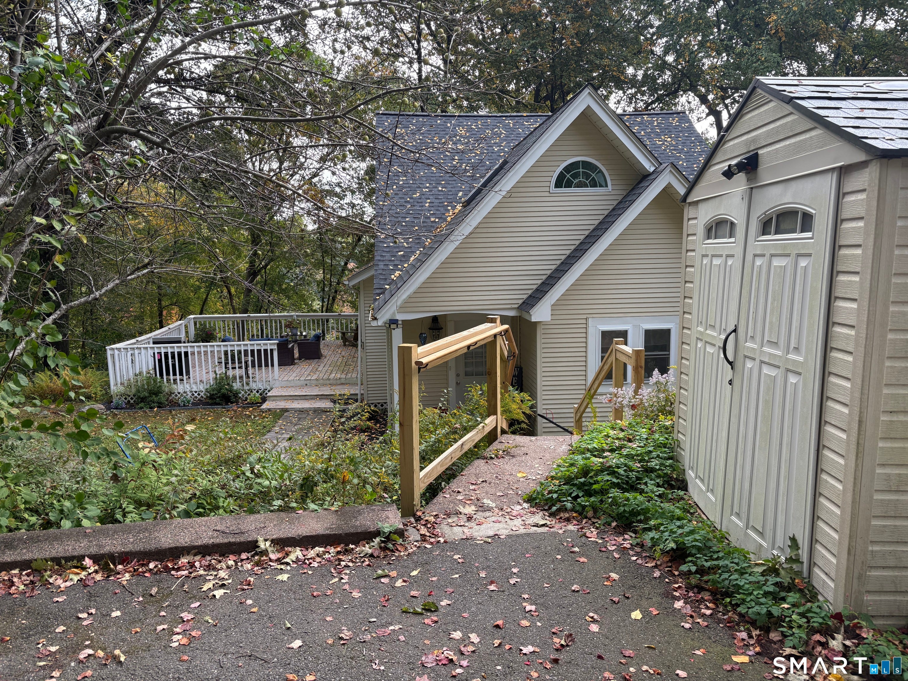 38 Laurel Trail
