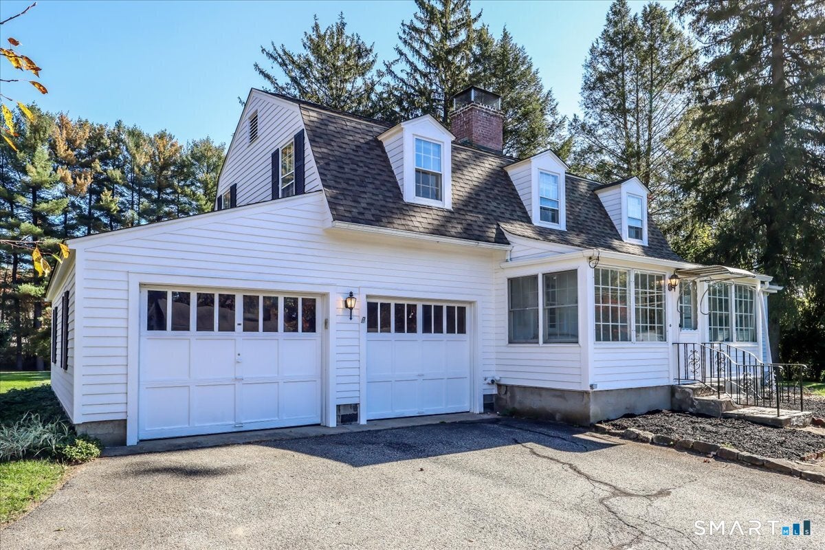54 River Road
