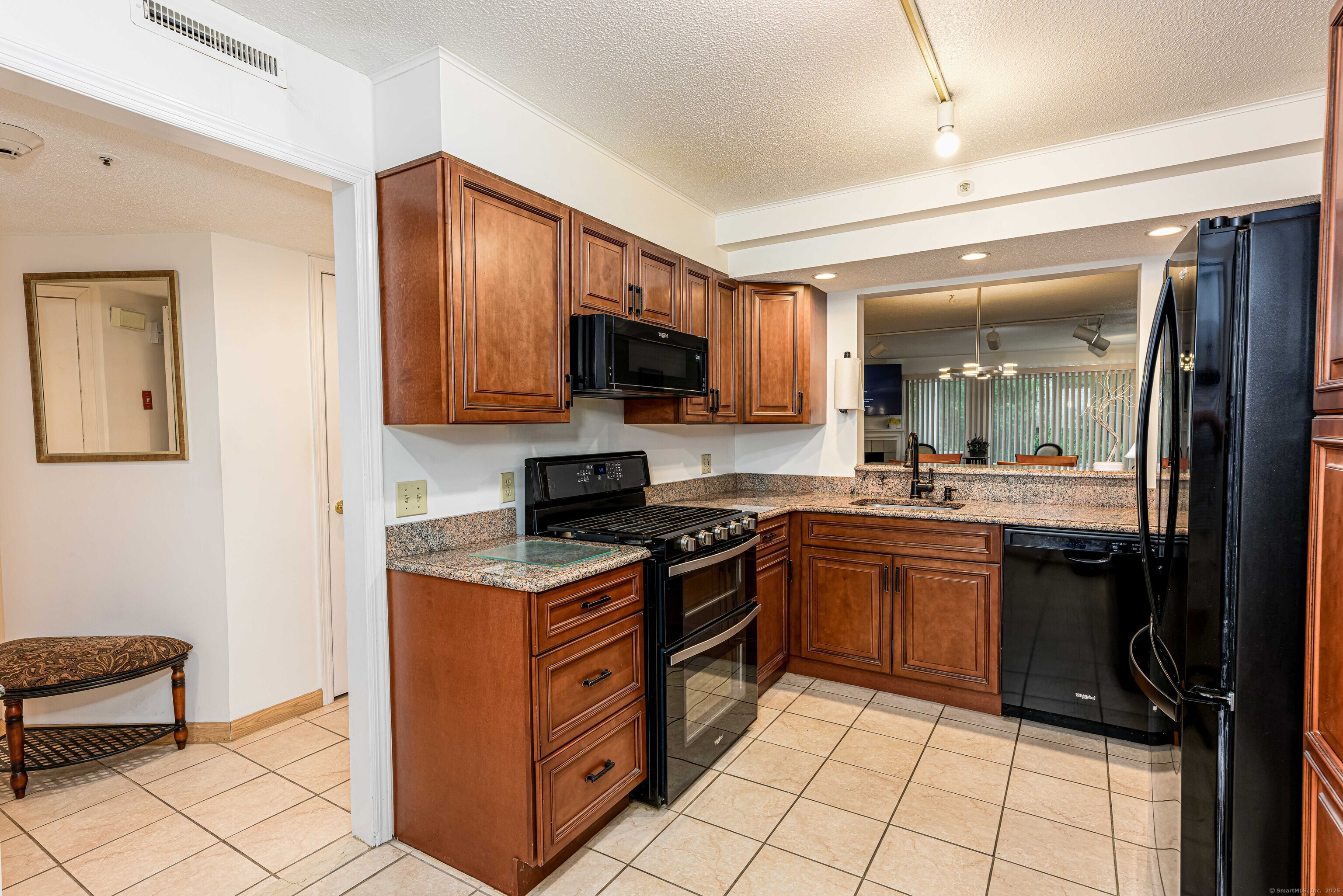 2 Mansfield Grove Road #APT 160, East Haven, Connecticut image 14
