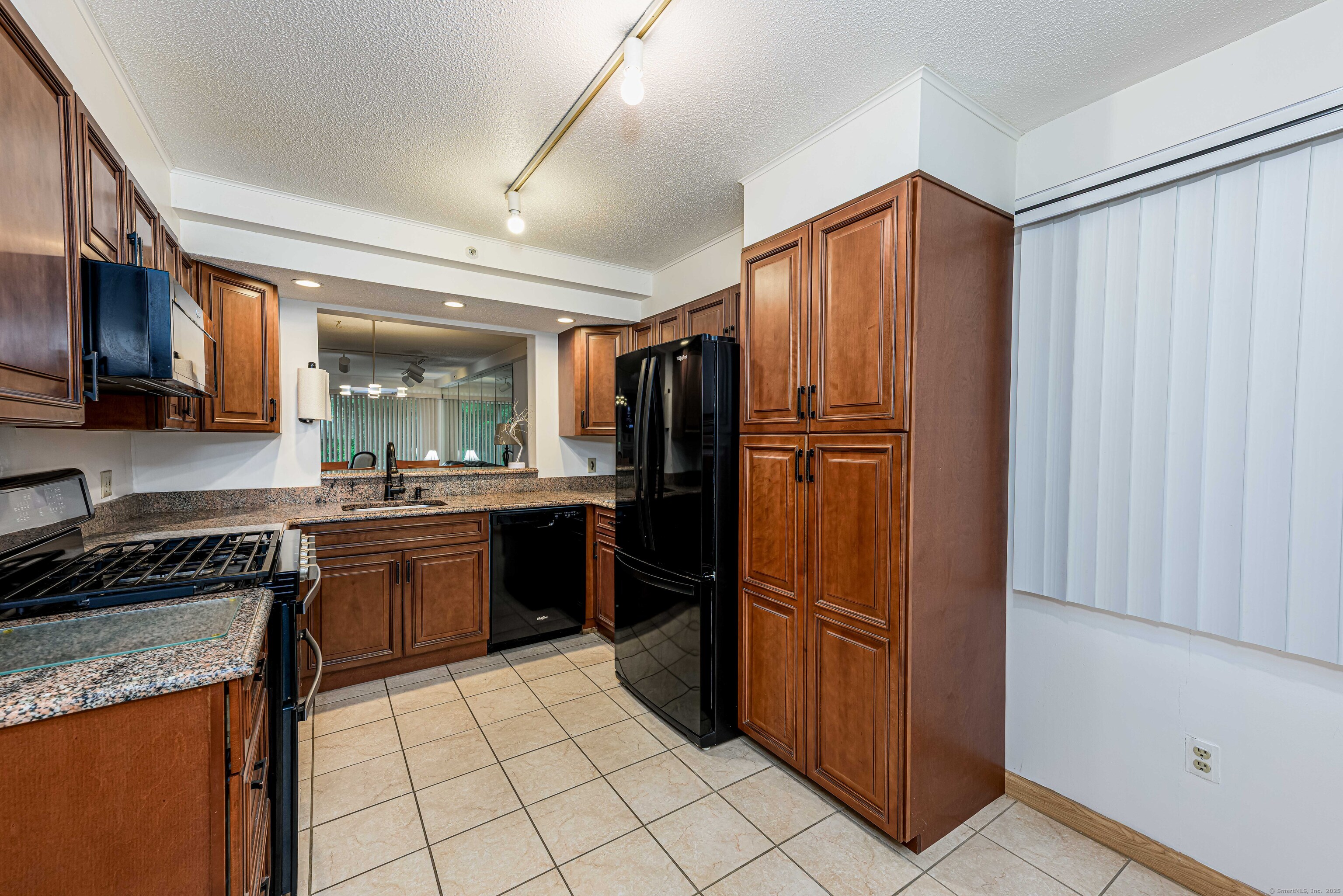 2 Mansfield Grove Road #APT 160, East Haven, Connecticut image 13