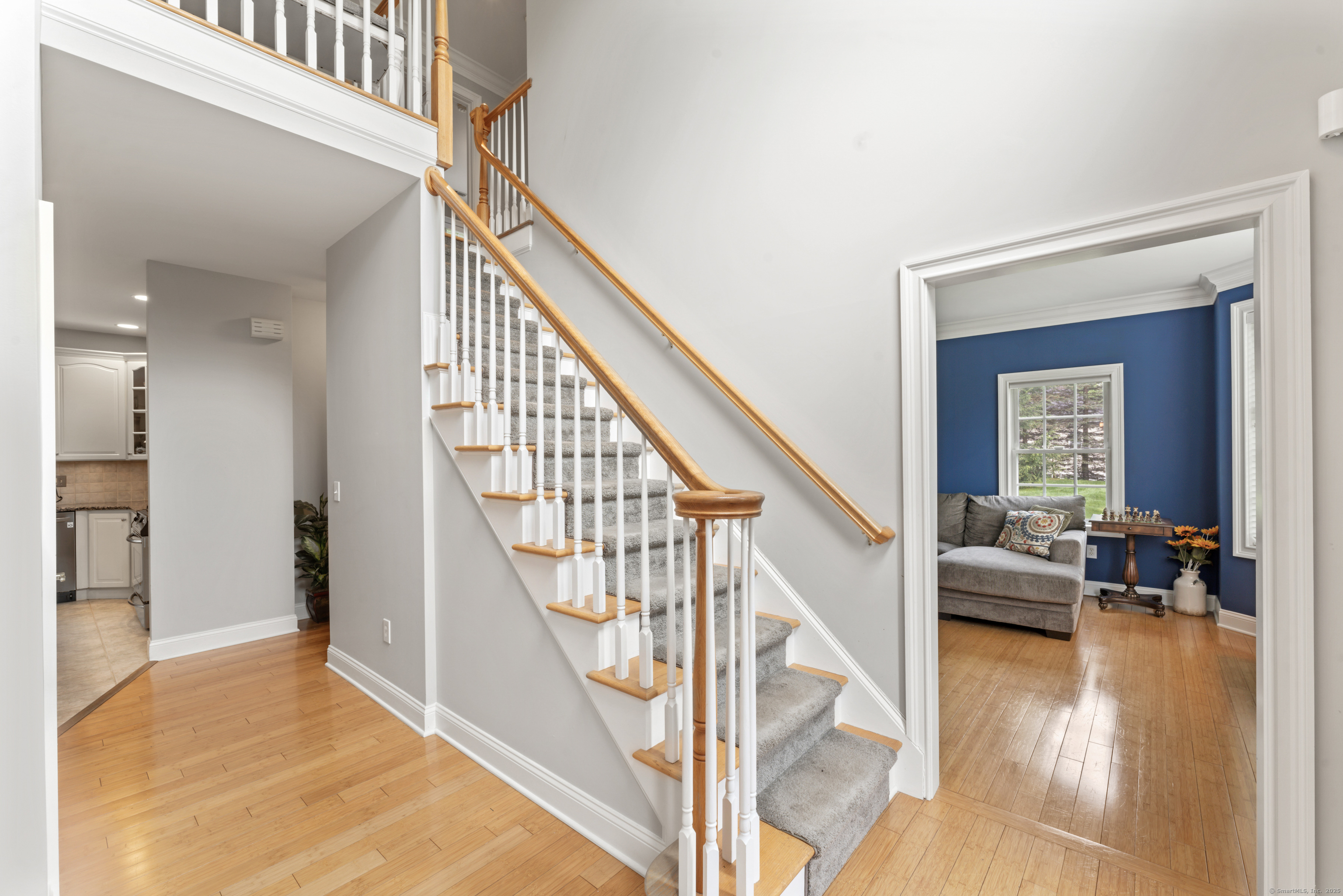 8 Pearl Street, Newtown, Connecticut image 3