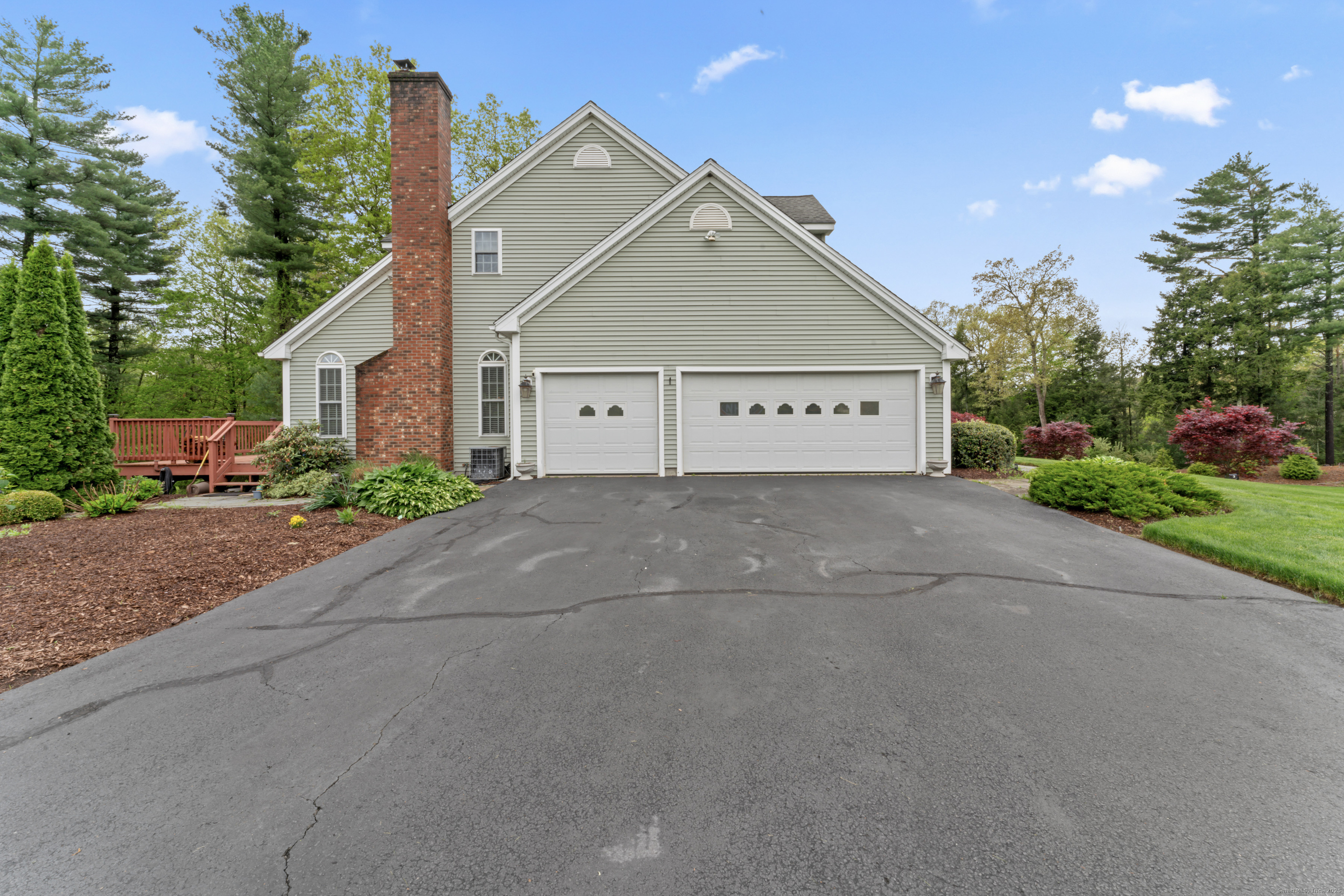8 Pearl Street, Newtown, Connecticut image 35