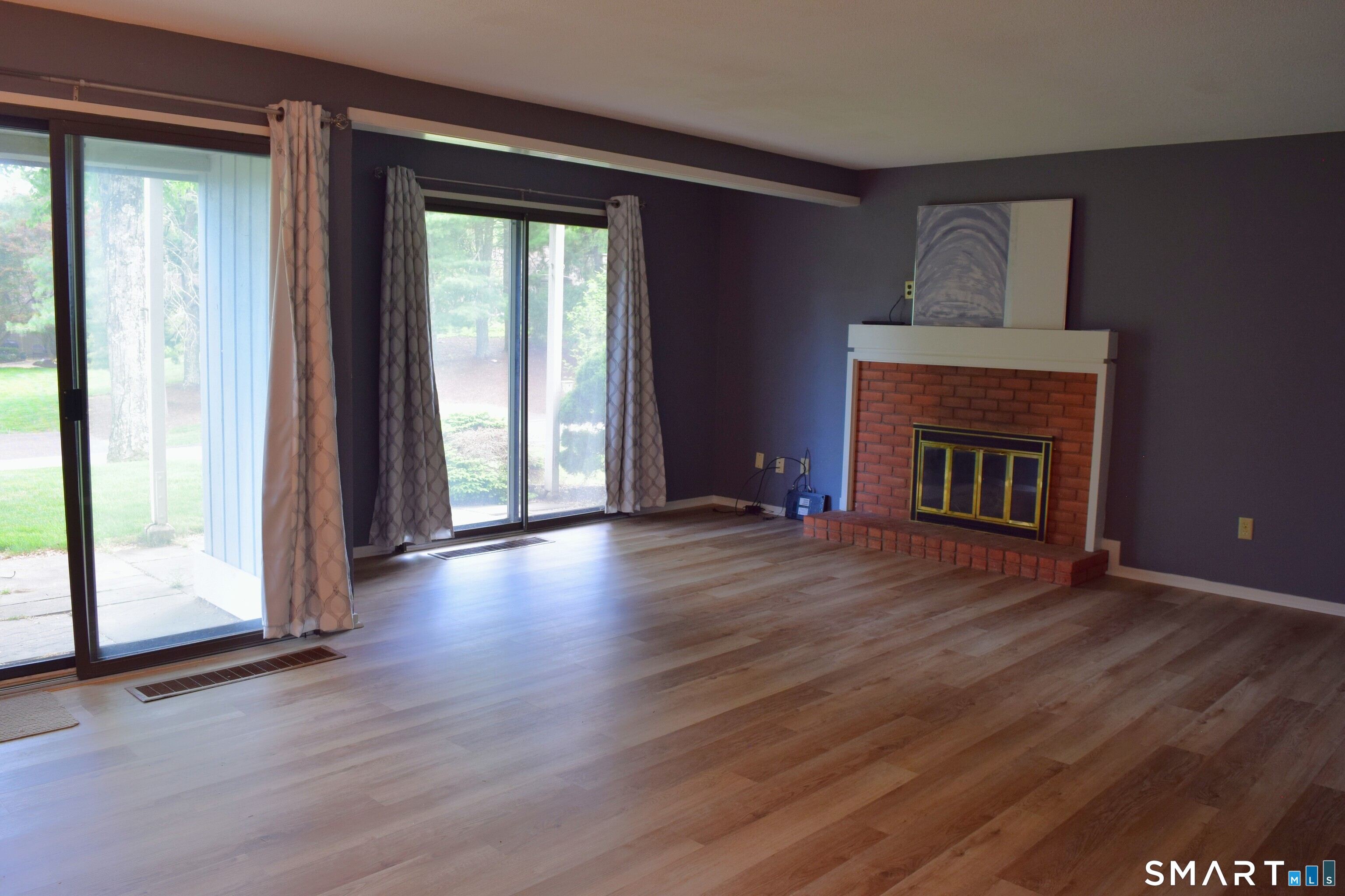 464 Heritage Village B