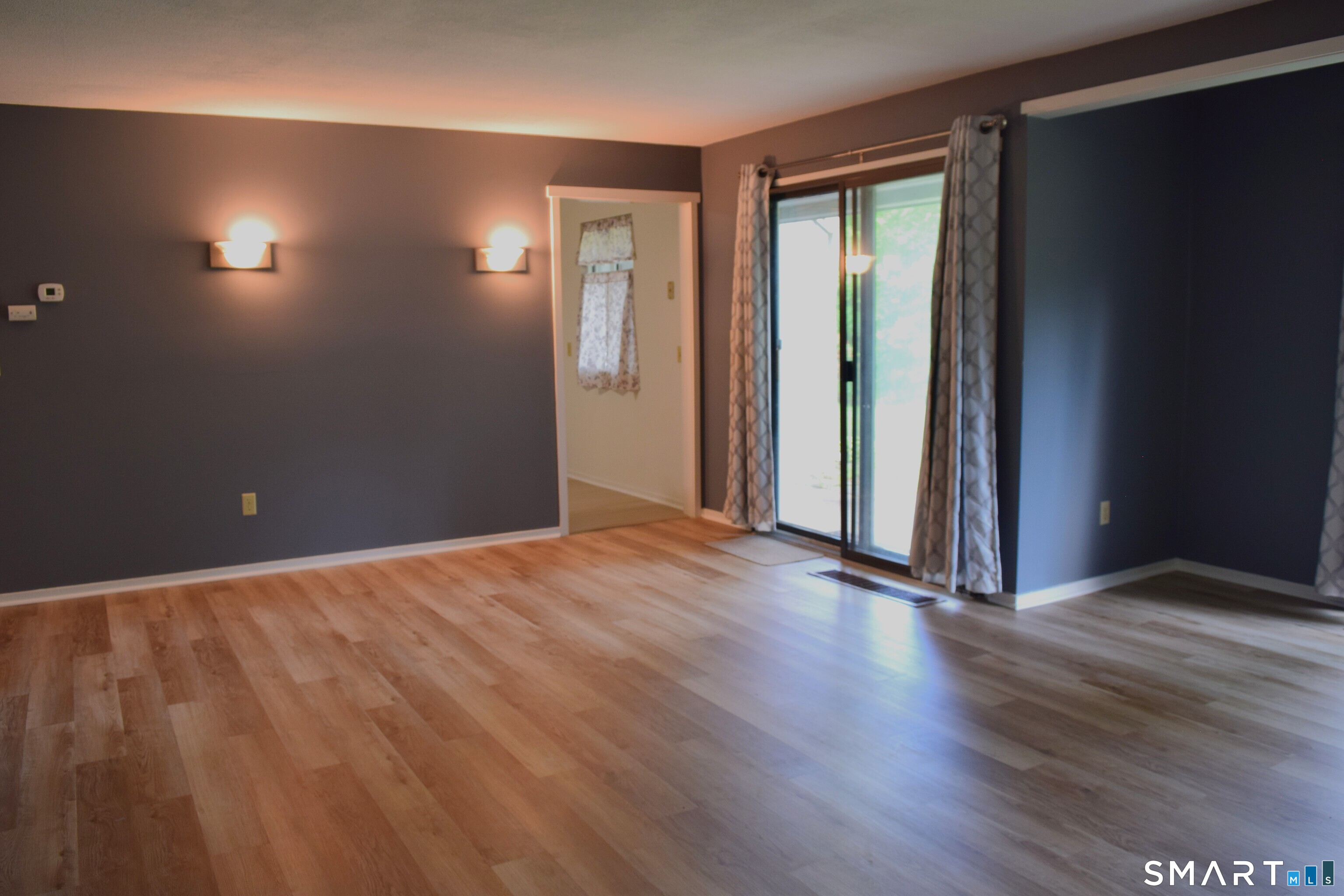 464 Heritage Village B