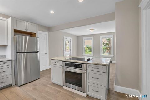 Tiny photo for 672 E Main Street, Middletown, CT 06457 (MLS # 24193919)