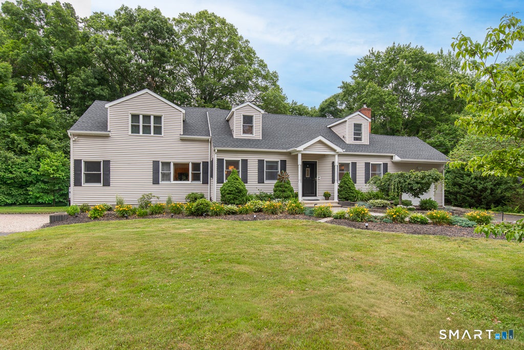 Photo of 260 Arnold Lane, Orange, CT 06477 (MLS # 24186122)