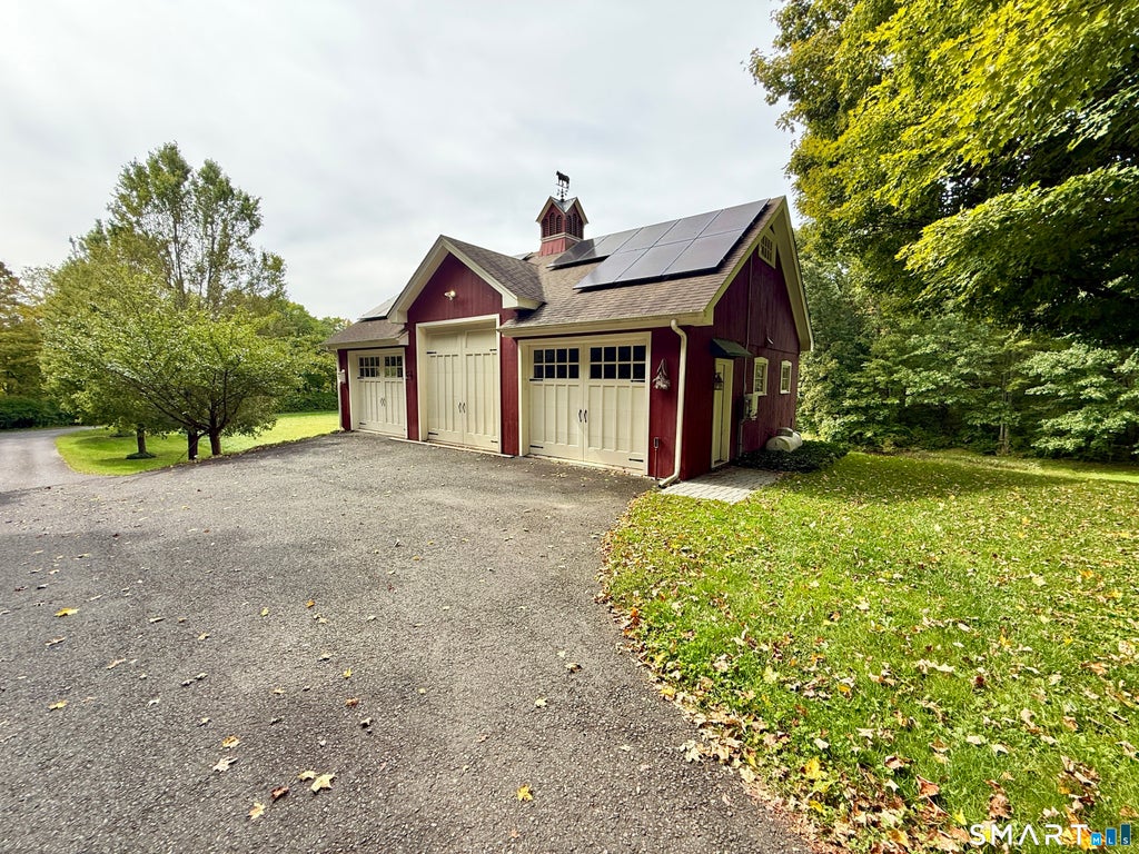 Photo of 348 Weekeepeemee Road, Woodbury, CT 06798 (MLS # 24209591)