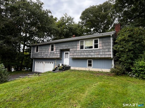 Photo of 9 Misty Vale Road, Newtown, CT 06470 (MLS # 24206944)