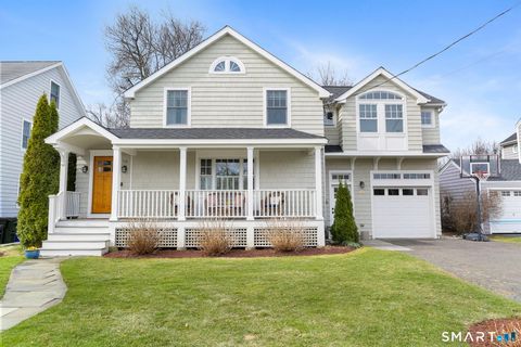 Photo of 78 Catherine Terrace, Fairfield, CT 06824 (MLS # 24162613)