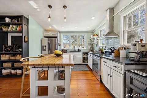 Tiny photo for 27 Park Place, East Haven, CT 06512 (MLS # 24156296)