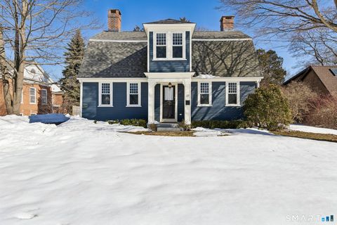 27 Park Place East Haven CT 06512