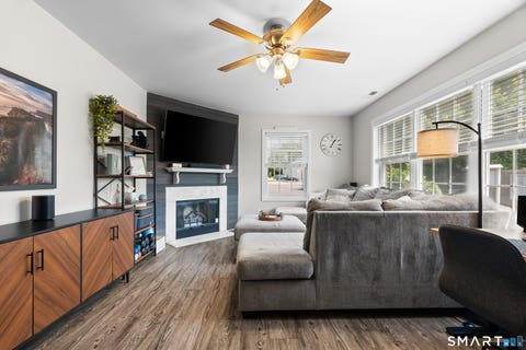 Tiny photo for 659 West Avenue #1, Milford, CT 06461 (MLS # 24197531)