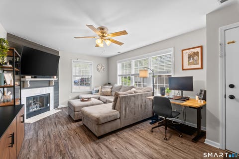 Tiny photo for 659 West Avenue #1, Milford, CT 06461 (MLS # 24197531)