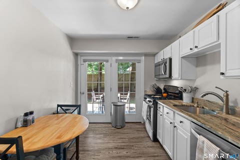 Tiny photo for 659 West Avenue #1, Milford, CT 06461 (MLS # 24197531)