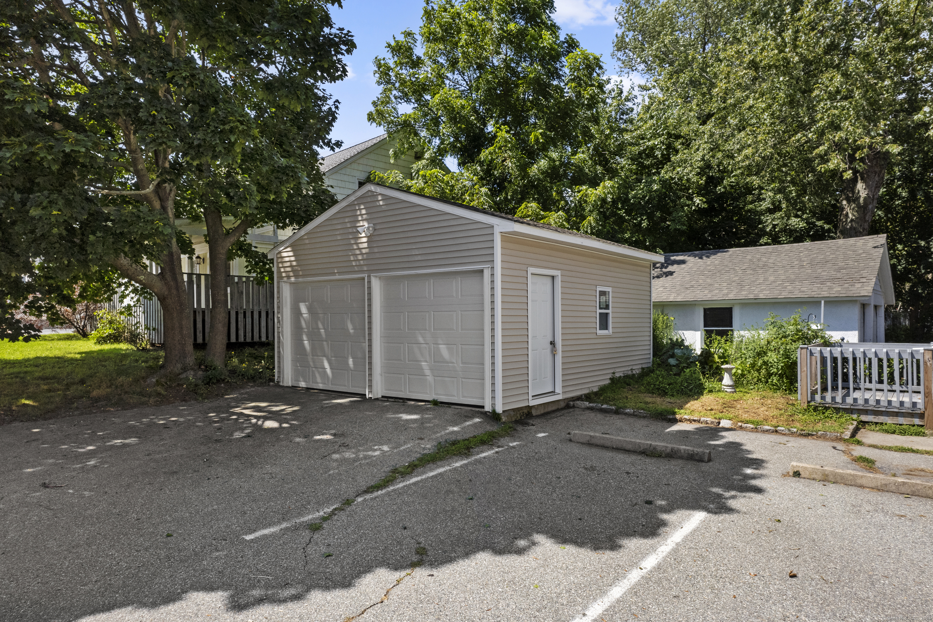 341 Montauk Avenue, New London, Connecticut image 20