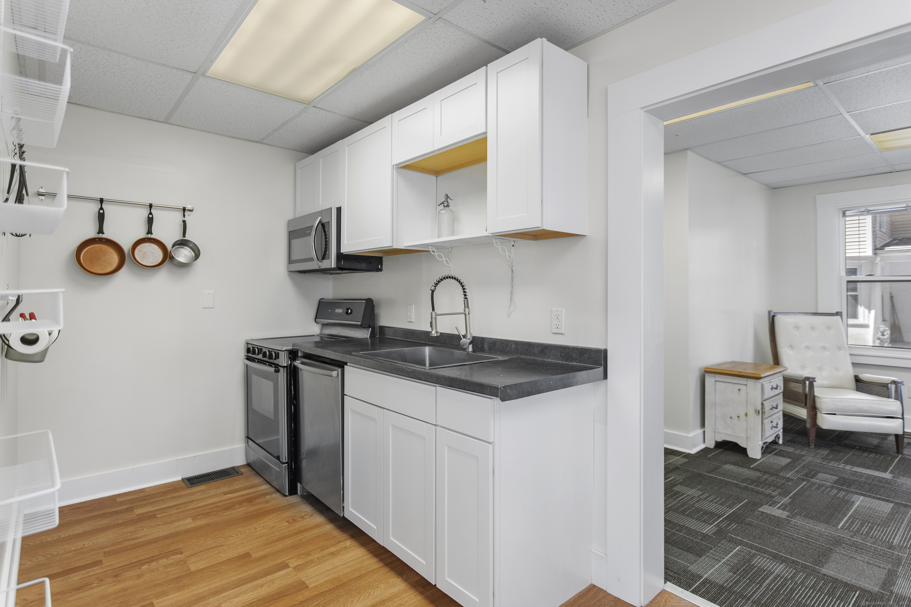 341 Montauk Avenue, New London, Connecticut image 6