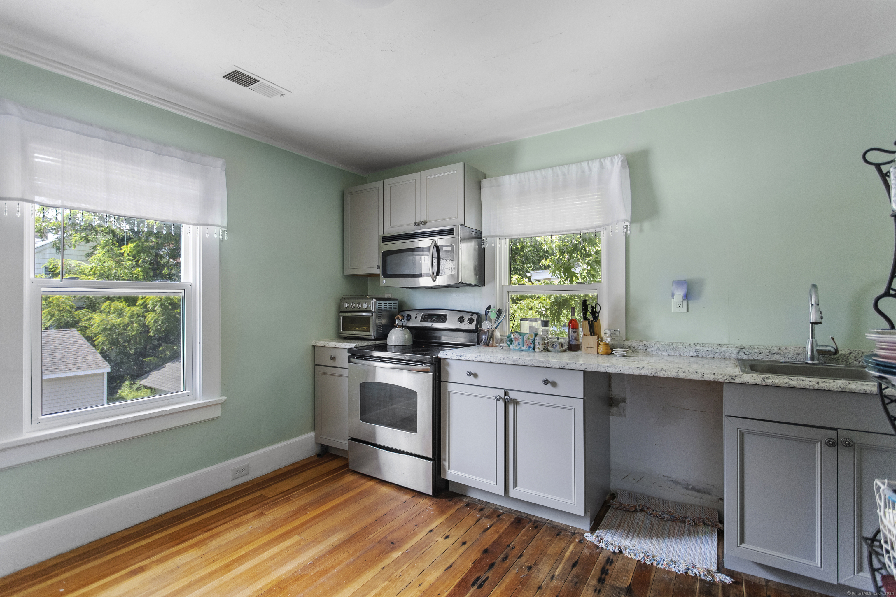 341 Montauk Avenue, New London, Connecticut image 17