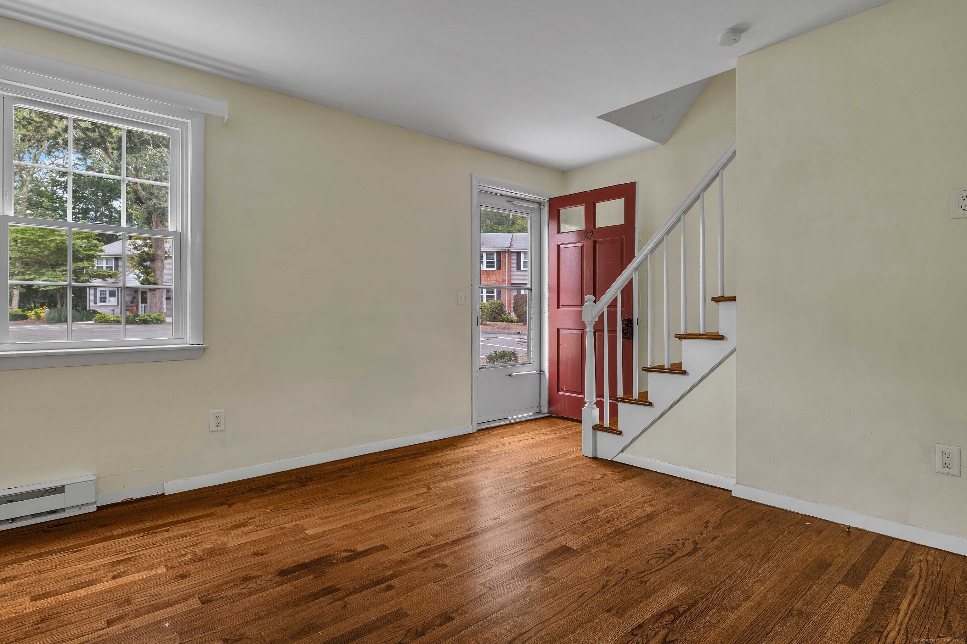 81 East Pattagansett Road Apt 22