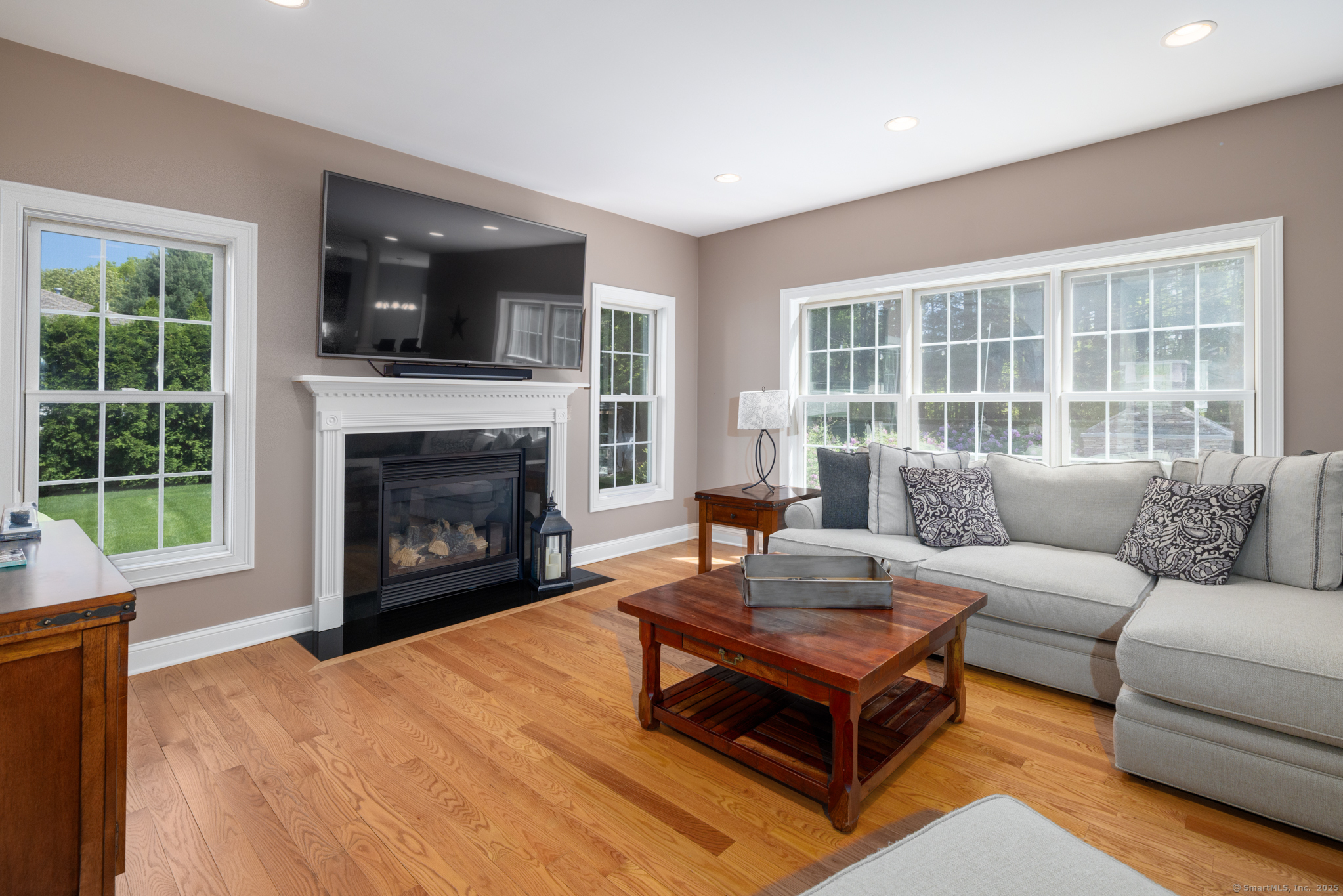 123 Cobblestone Drive