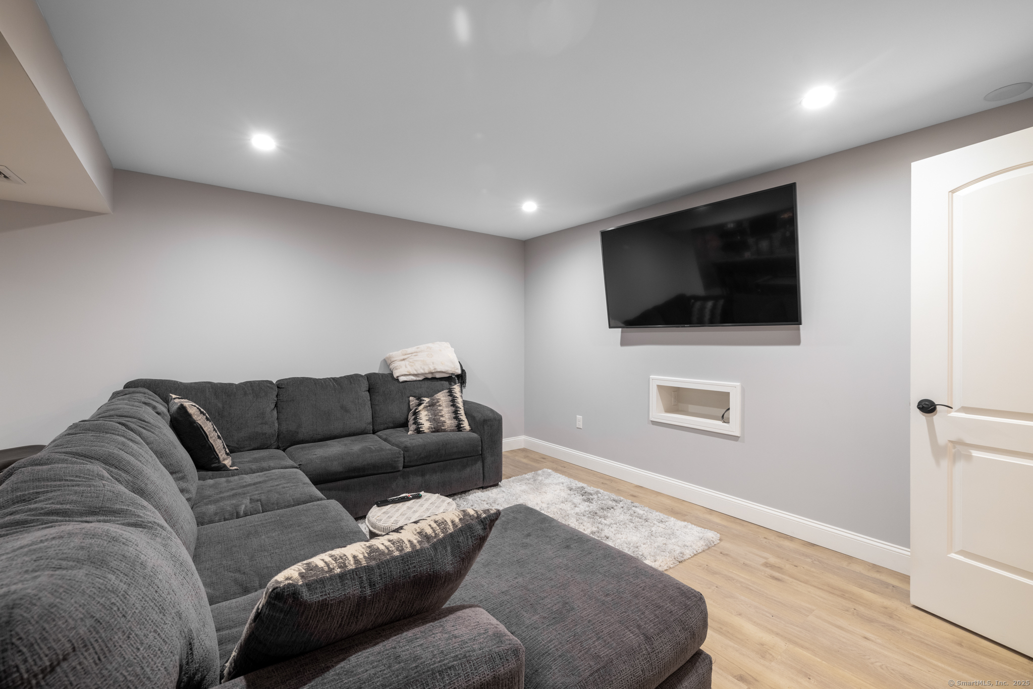 123 Cobblestone Drive, Southington, Connecticut image 18