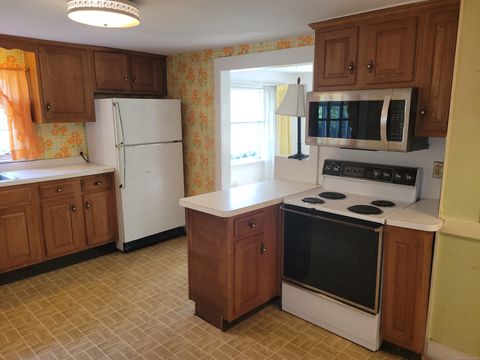 Tiny photo for 60 Chestnut Lane, Hamden, CT 06518 (MLS # 24135406)