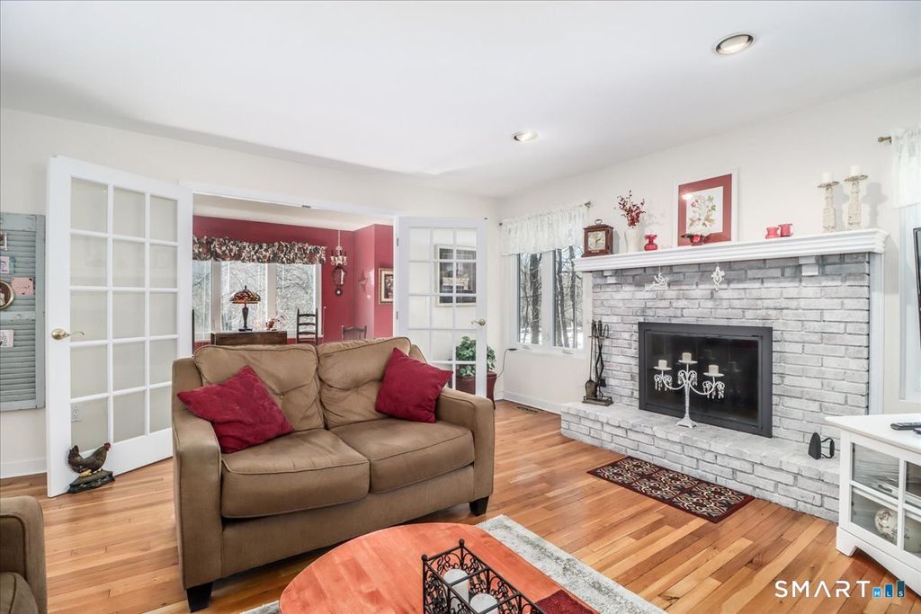 Photo of 22 Flintlock Drive, Danbury, CT 06811 (MLS # 24158851)