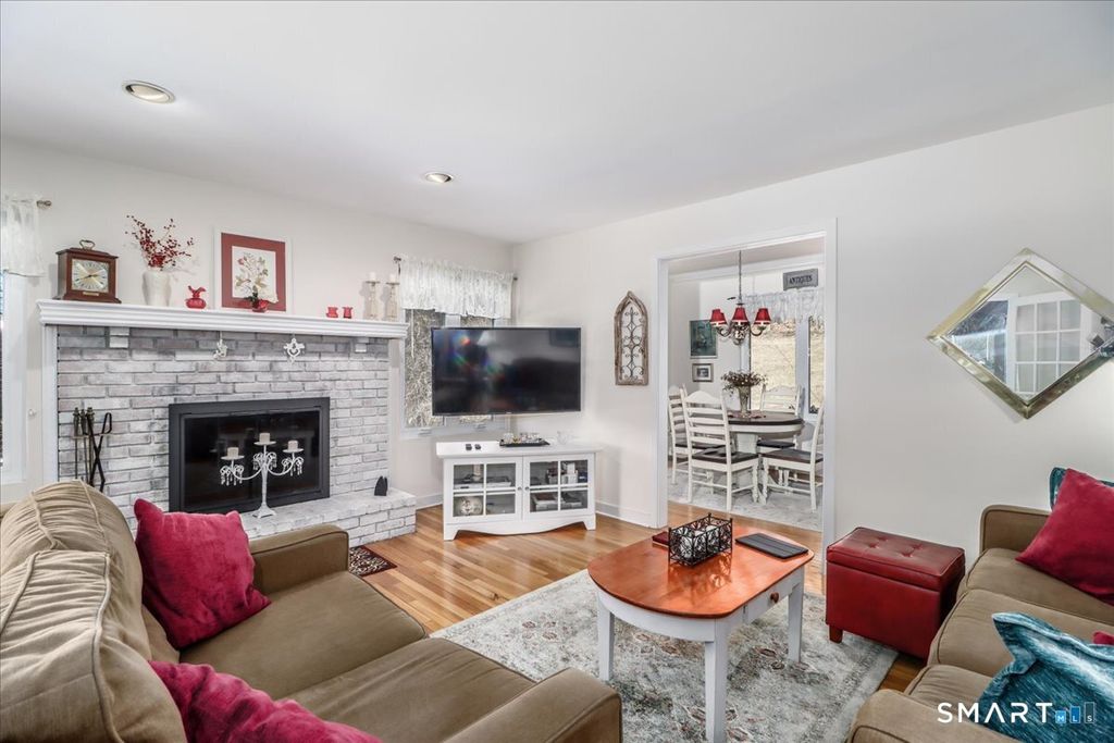 Photo of 22 Flintlock Drive, Danbury, CT 06811 (MLS # 24158851)