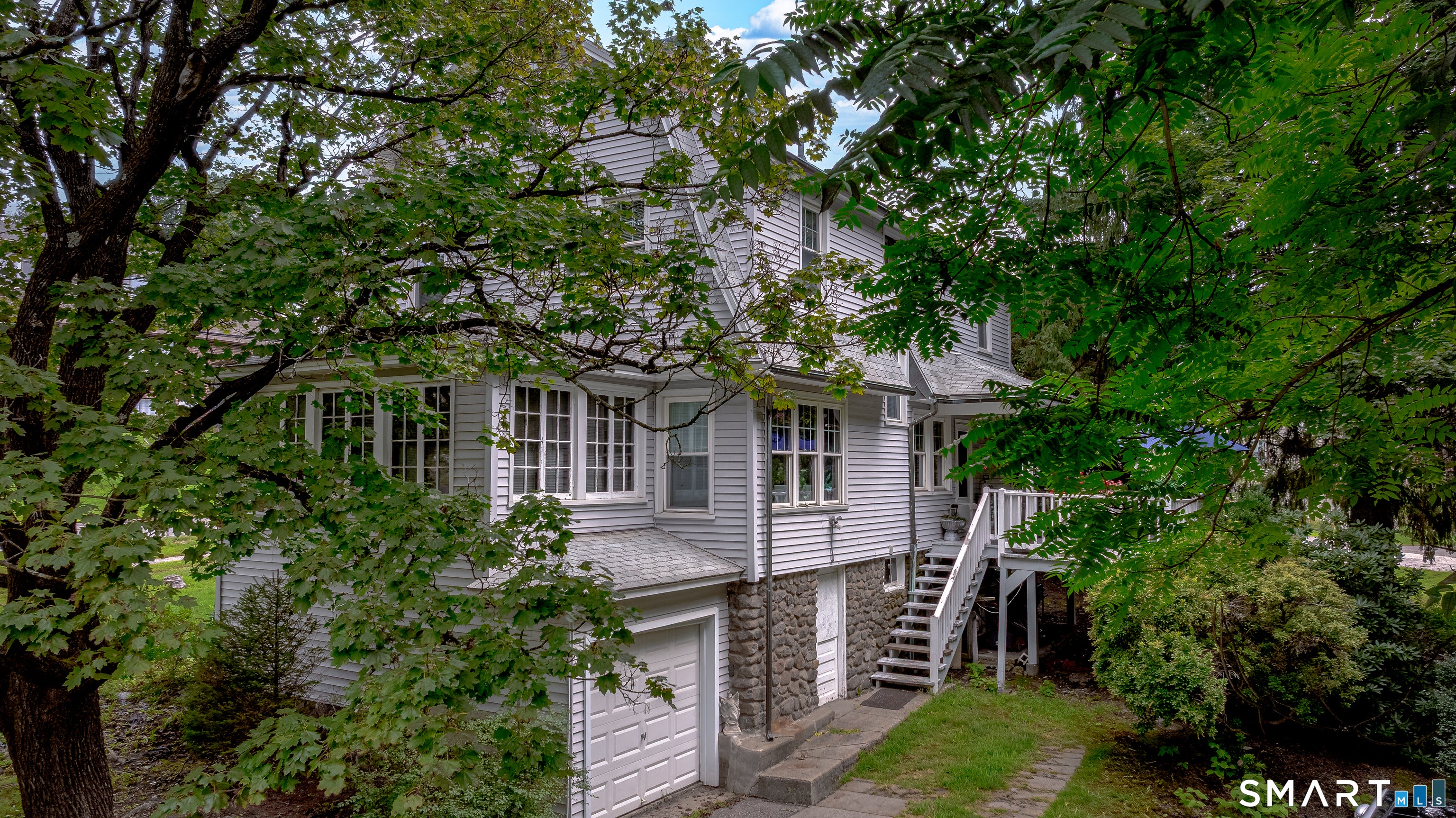 3156 East Main Street